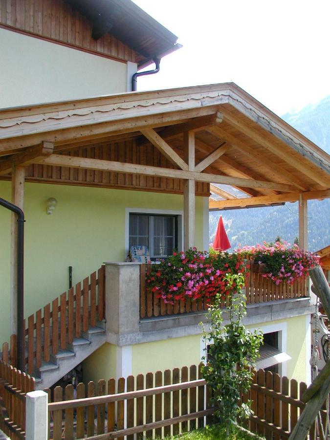 Ferienwohnung Am Bauernhof Zechner Heidi Flattach Exterior photo